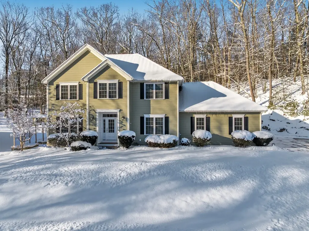 4 Erin's Way, Holden, MA 01520 - Image #1