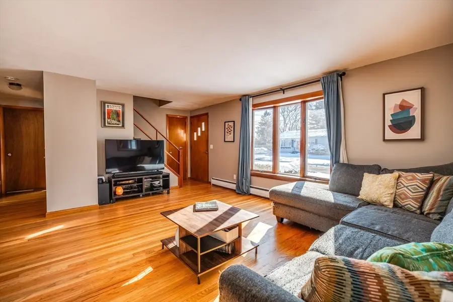 147 Sheehan Drive, Holyoke, MA 01040 - Image #3