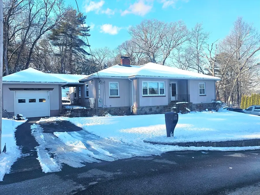 1 Villa Dr, Hopedale, MA 01747 - Image #2