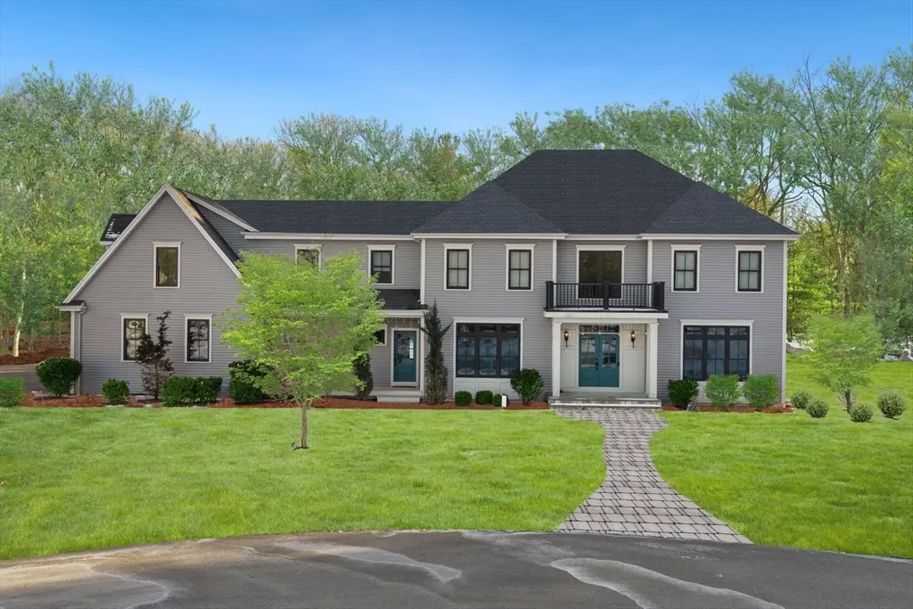 9 Coach Rd, Plainville, MA 02762 - #1