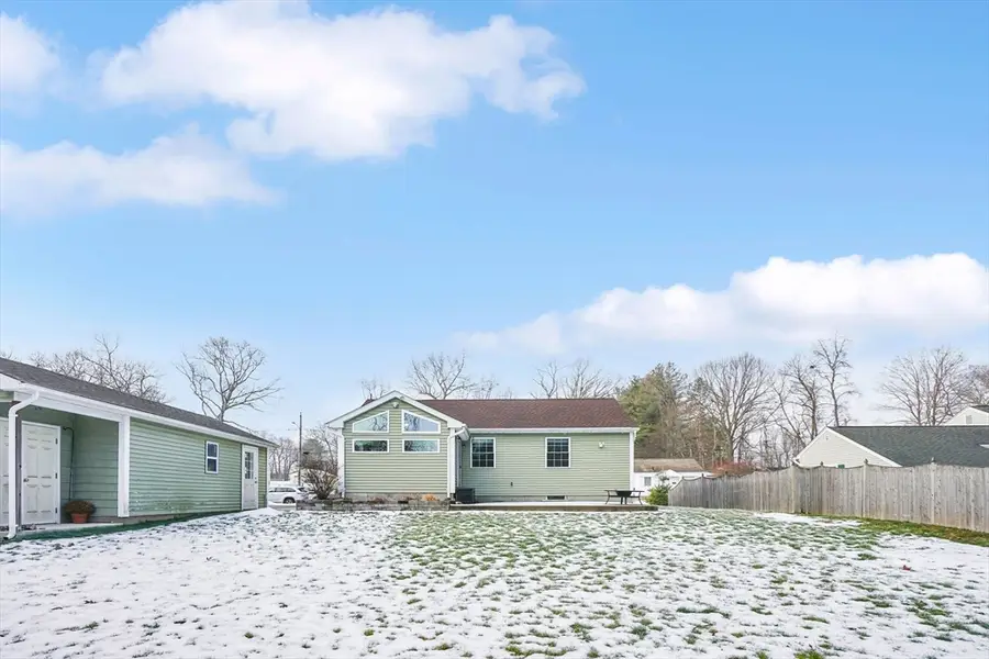 19 Anne St, East Longmeadow, MA 01028 - Image #2