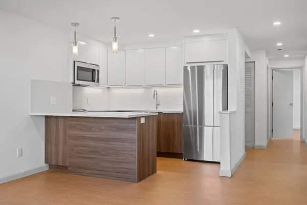 1243 Beacon Street #5A, Brookline, MA 02446