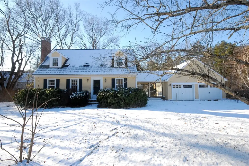 100 Harrington Ave, Concord, MA 01742 - Image #1
