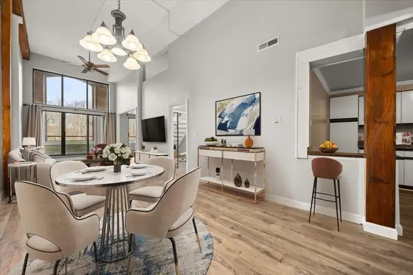 96 Old Colony Ave #231, Taunton, MA 02718