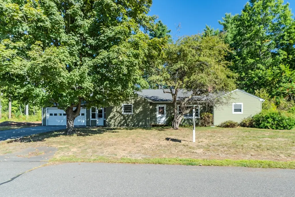 34 Brookside Ave, Greenfield, MA 01301 - Image #1