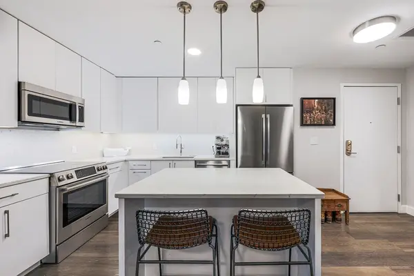 771 Harrison Ave #410, Boston, MA 02118