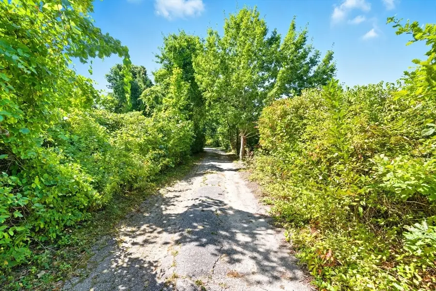 59 Hope Ln, Dennis, MA 02638 - Image #3