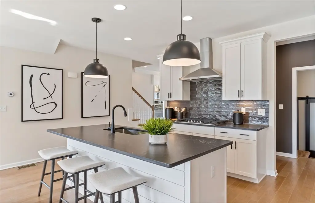 15 Emerald Run #10, Shrewsbury, MA 01545 - #1