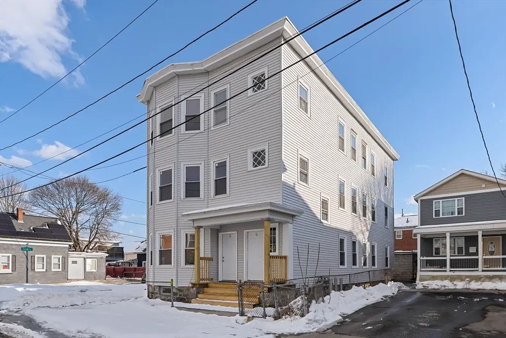 12-12A Durham St, Lawrence, MA 01843 - Image #1