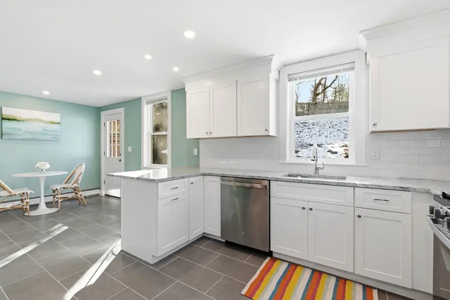 18 West St, Hingham, MA 02043 - Image #2