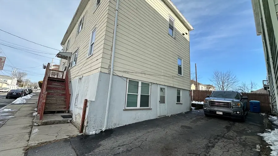217 Plain St, Fall River, MA 02723 - Image #2