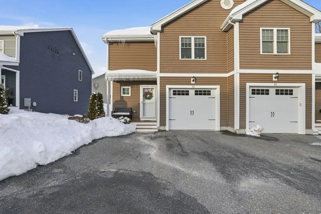 13 Beverlys Way #13, Lakeville, MA 02347 - Image #1