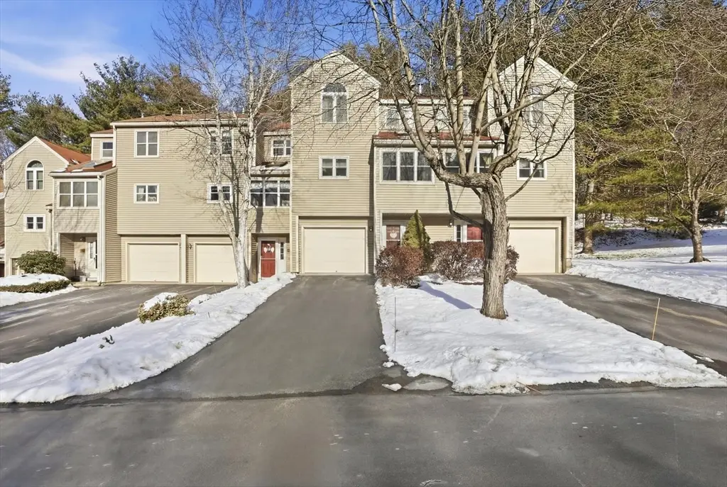 25 Thayer Pond Dr #2, North Oxford, MA 01537 - Image #1
