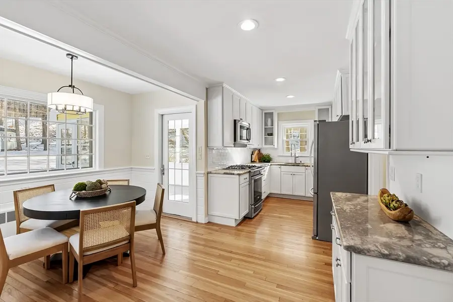 37 Davelin Road, Wayland, MA 01778 - Image #3