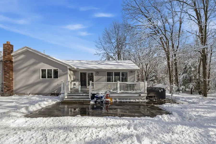 52 Montclair Dr, North Attleboro, MA 02760 - Image #3