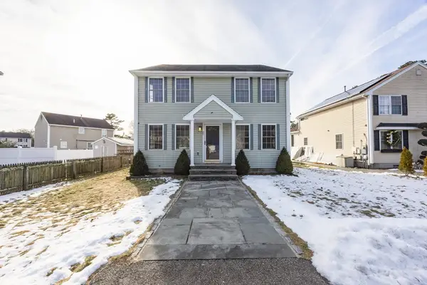 21 Nicholas Dr, Wareham, MA 02571