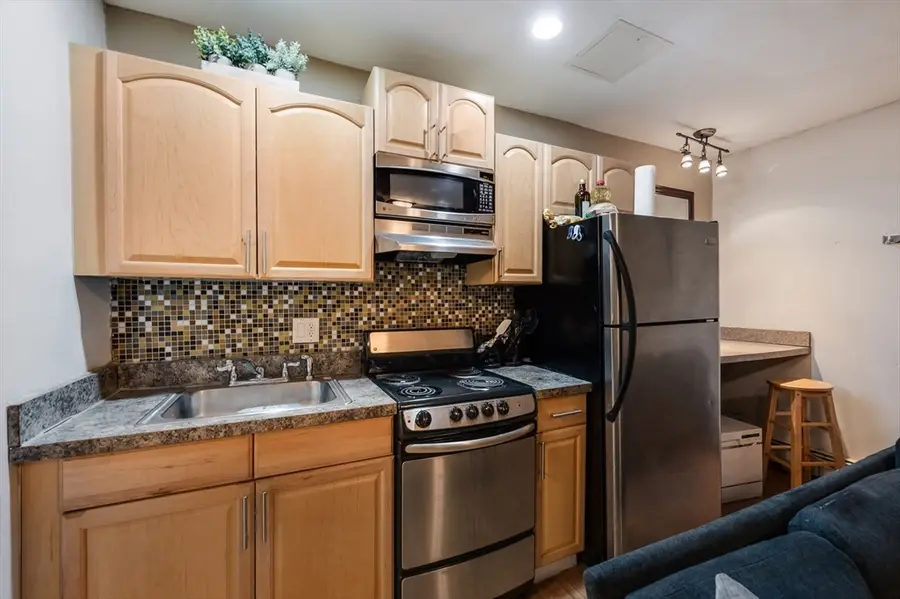 21 Aberdeen Street #B, Boston, MA 02215 - Image #3