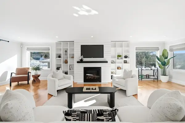 5 Squire Rd, Winchester, MA 01890