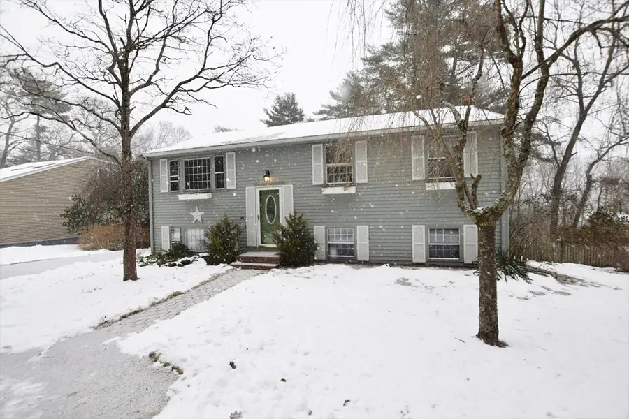 353 Cross St, Hanson, MA 02341 - Image #3