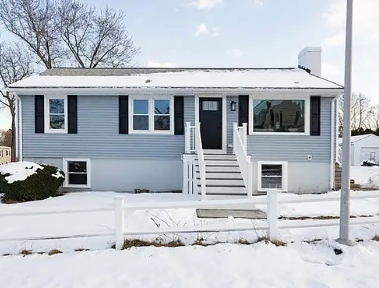 20 Caroline Ave, Ipswich, MA 01938 - Image #2