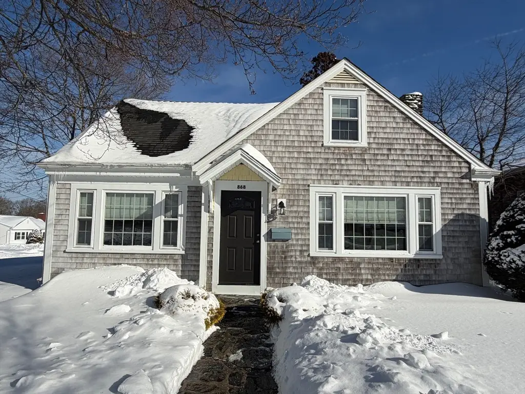 868 Ashley Blvd, New Bedford, MA 02745 - Image #1