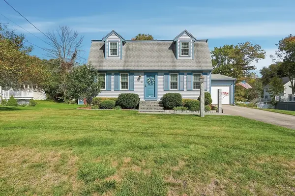 35 Orchard Street, Amesbury, MA 01913