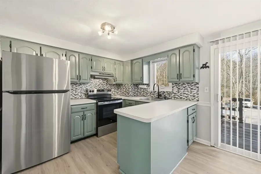 20 Washington St #1-8, North Easton, MA 02356 - Image #3