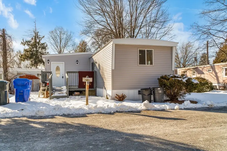 42 Pioneer Way, Springfield, MA 01119 - Image #2