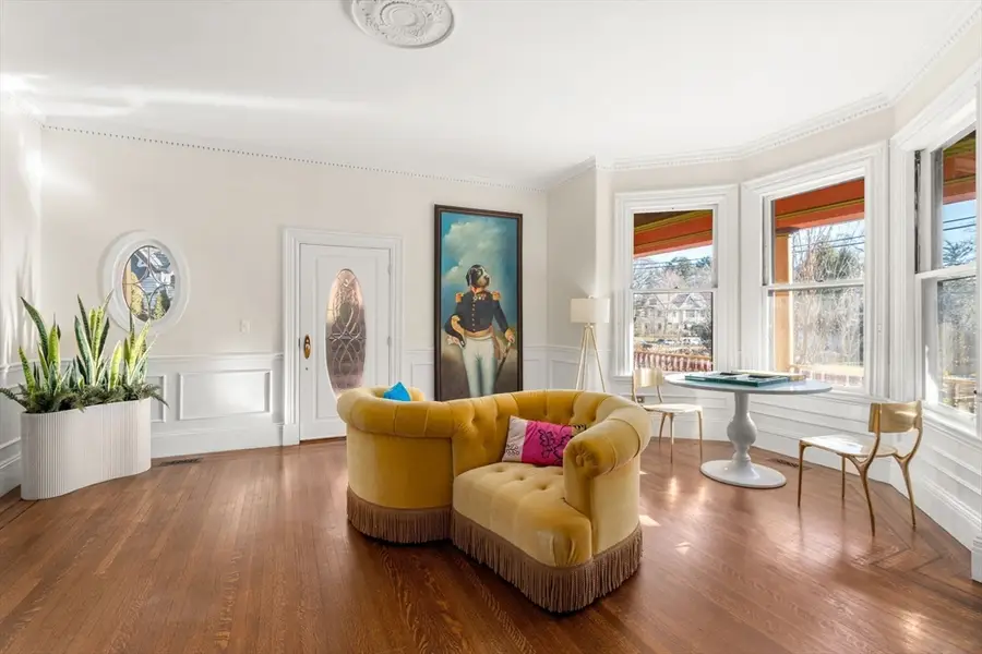 929 Beacon, Newton, MA 02459 - Image #3