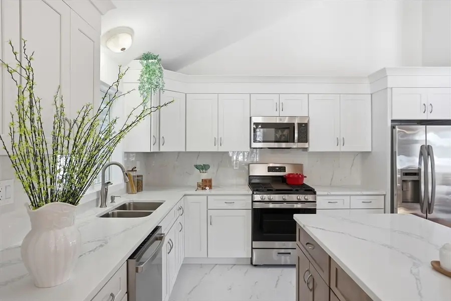 25 Glenridge Drive, Bedford, MA 01730 - #2