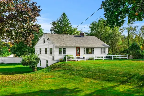 501 Farmers Row, Groton, MA 01450