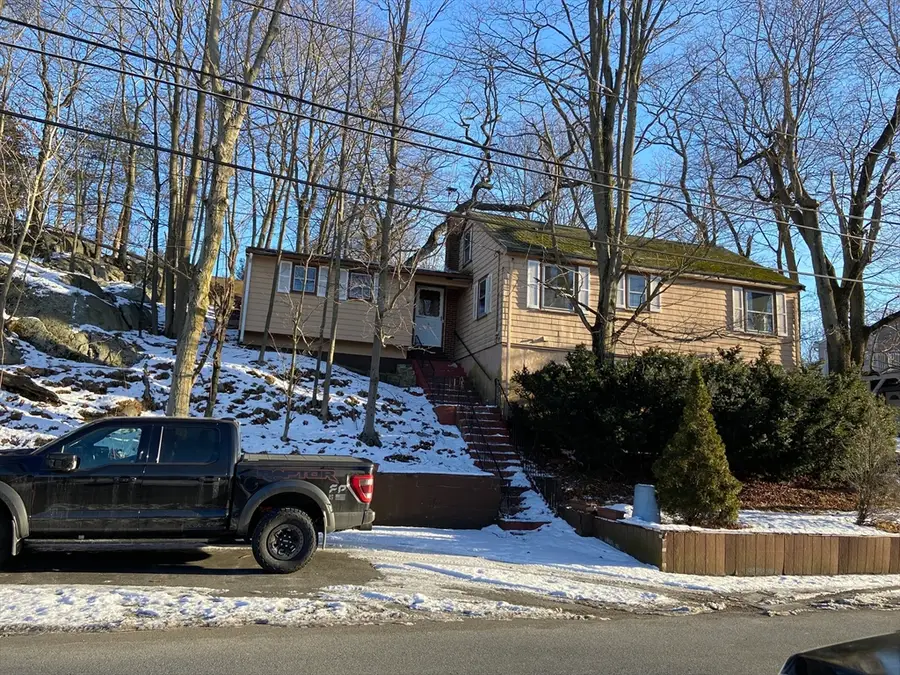 9 Walden Pond Ave, Saugus, MA 01906 - Image #2