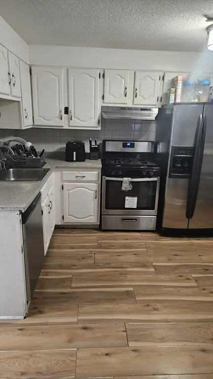 24 Inman St #6, Lawrence, MA 01843 - #2