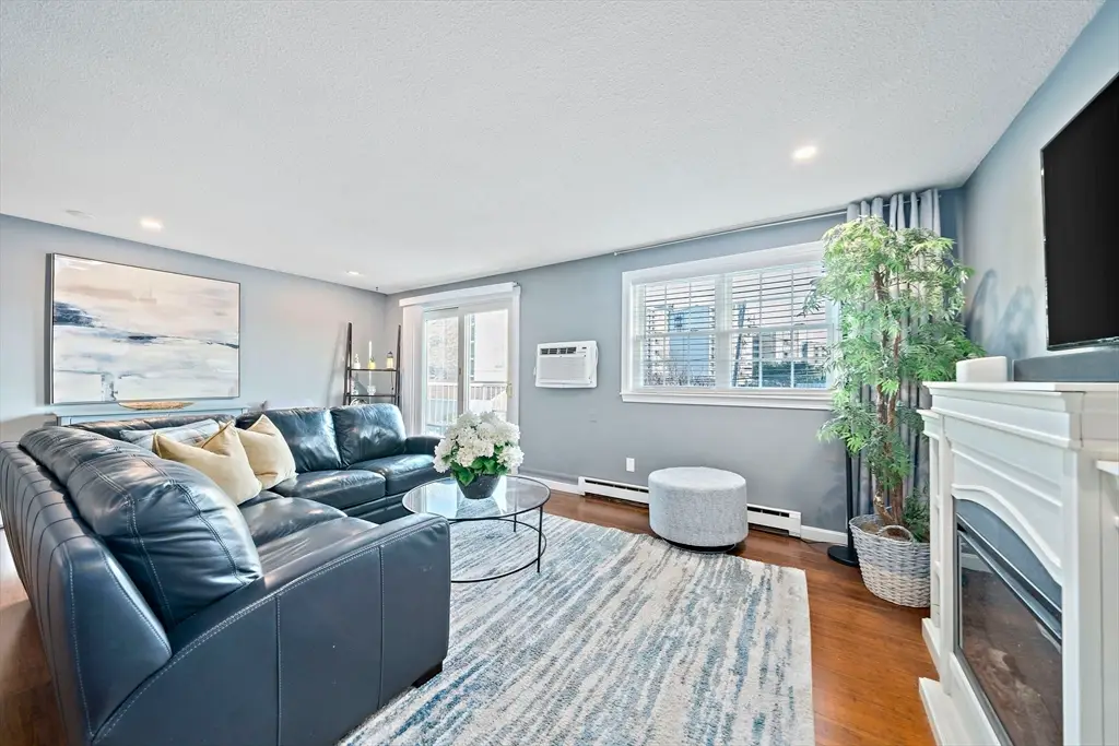 300 River St #12, Weymouth, MA 02191 - Image #1