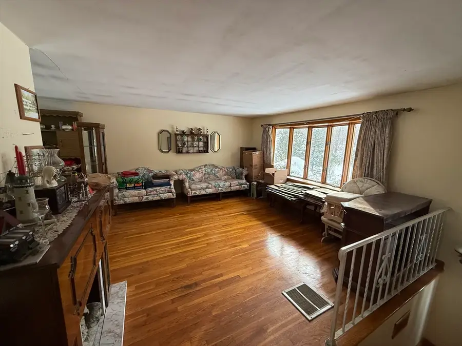 214 Pike Ave, Attleboro, MA 02703 - Image #2