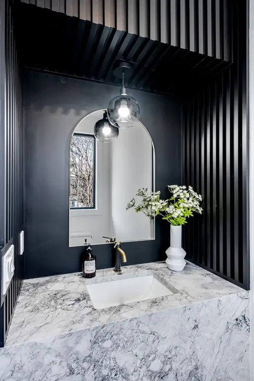 129 Withington Rd #129, Newton, MA 02460 - Image #3