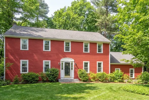 15 Harness Ln, Sudbury, MA 01776