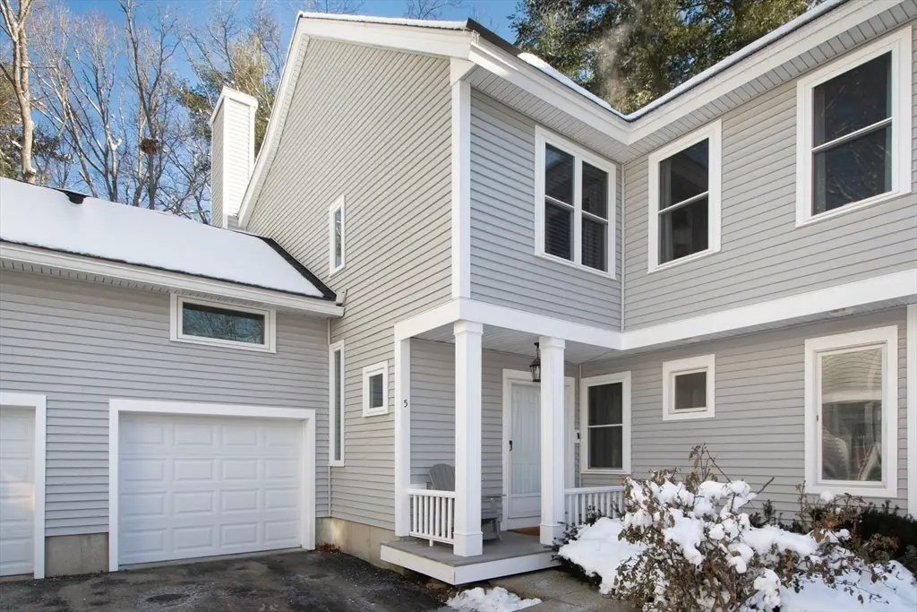 5 Blueberry Ct #5, Rockland, MA 02370 - Image #1