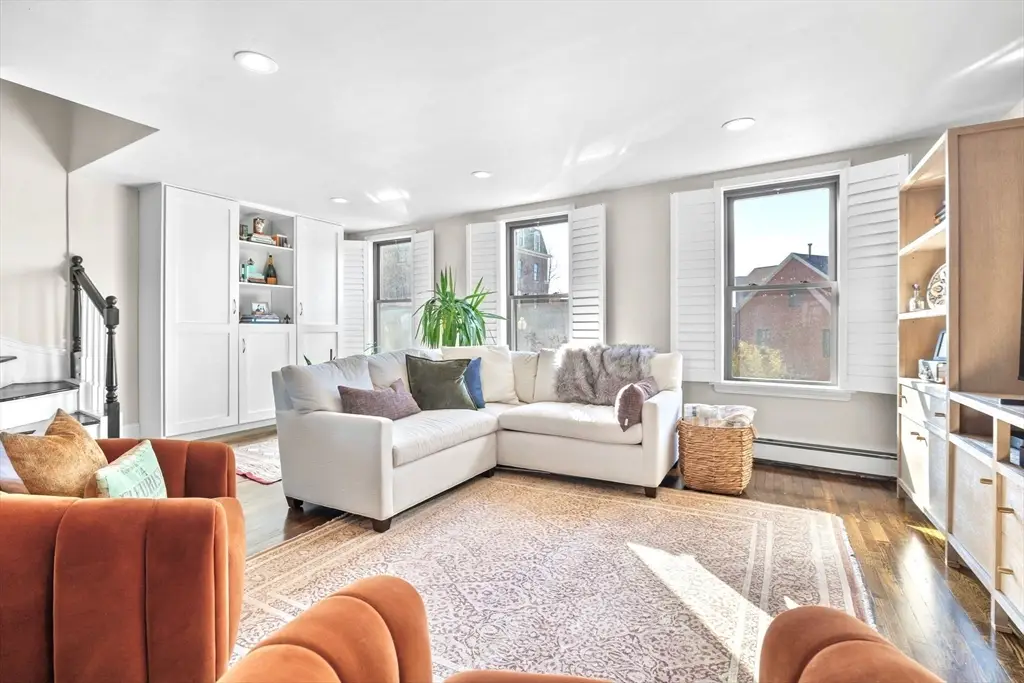 417 Bunker Hill St #2, Boston, MA 02129 - Image #1