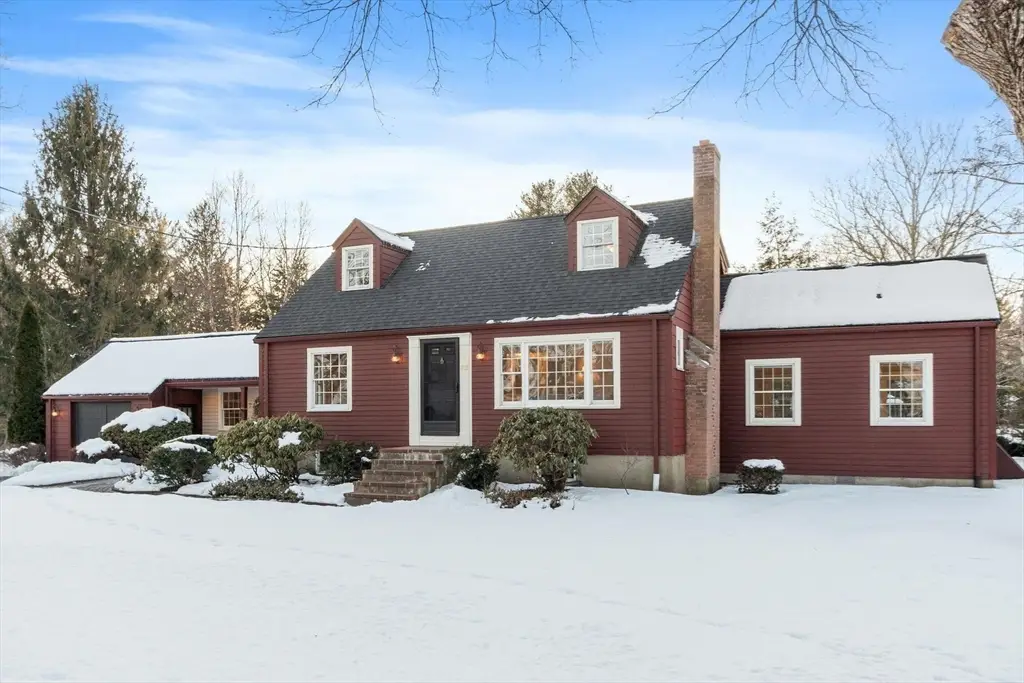 82 Ash St, Concord, MA 01742 - Image #1