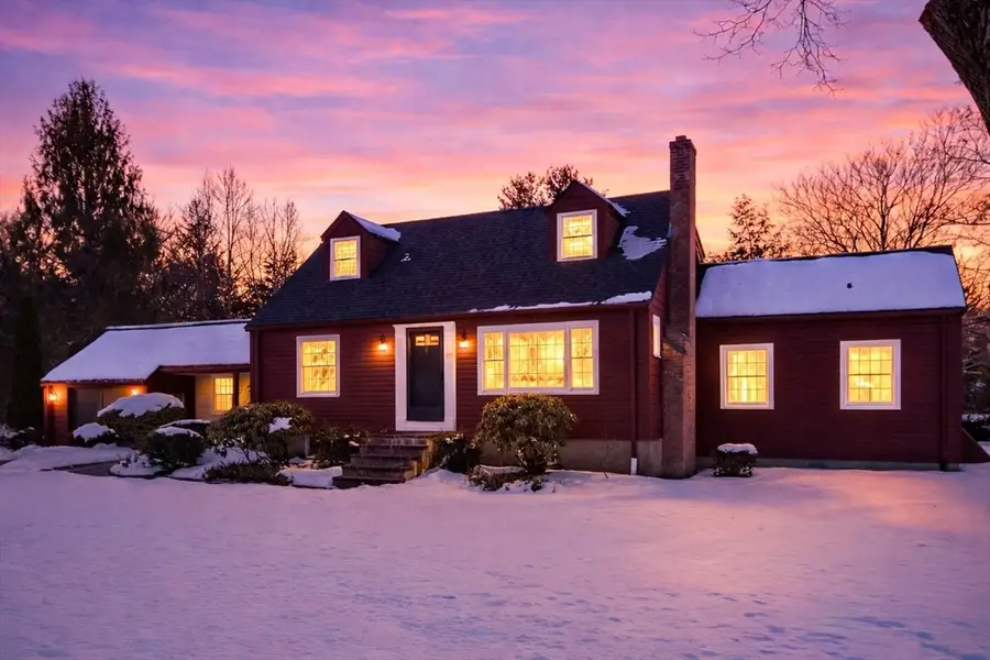 82 Ash St, Concord, MA 01742 - Image #2