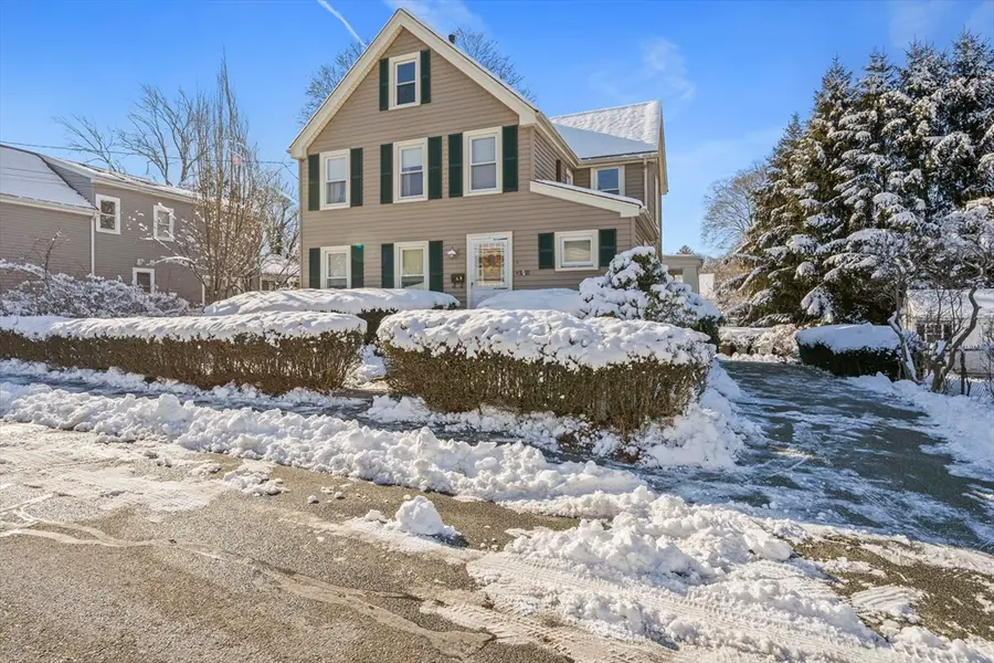 3 Horton Pl, Milton, MA 02186 - Image #2