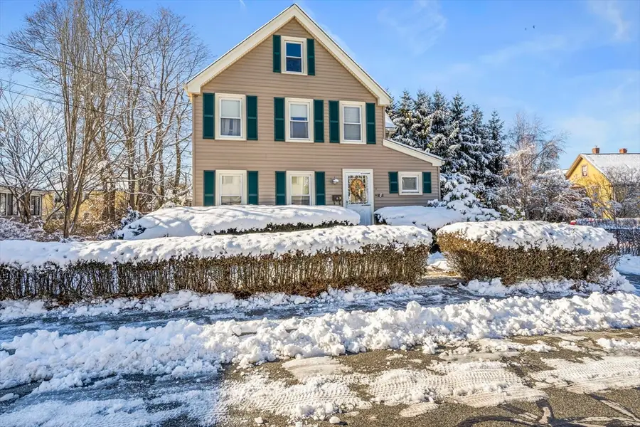 3 Horton Pl, Milton, MA 02186 - Image #3