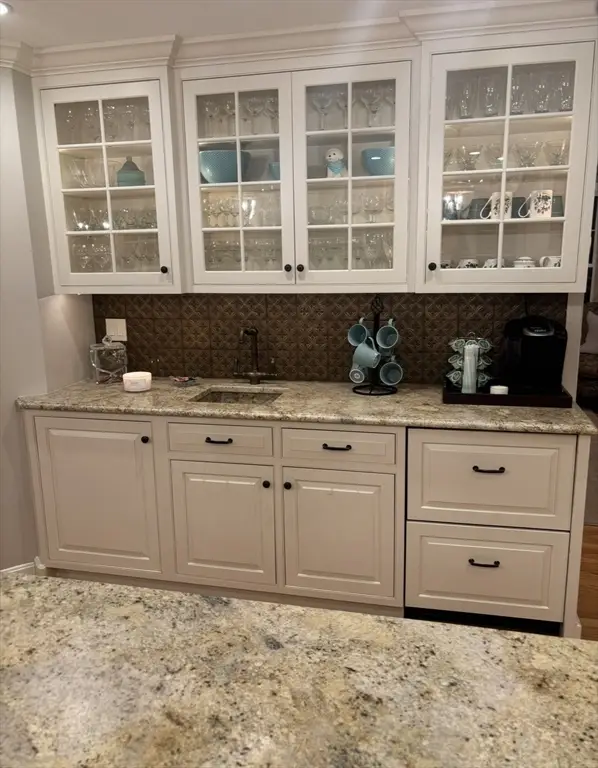 36 Bayberry Ln, Hanover, MA 02339 - Image #3