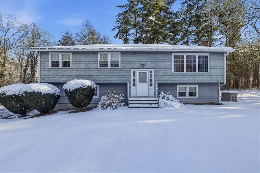 19 Dunster Ln, Scituate, MA 02066 - Image #2