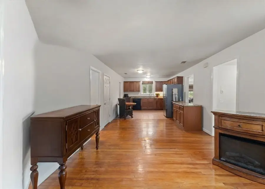 18 Edinboro, Brockton, MA 02301 - Image #2