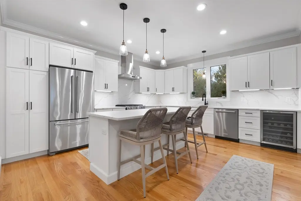 41 Lowell St, Woburn, MA 01801 - Image #1