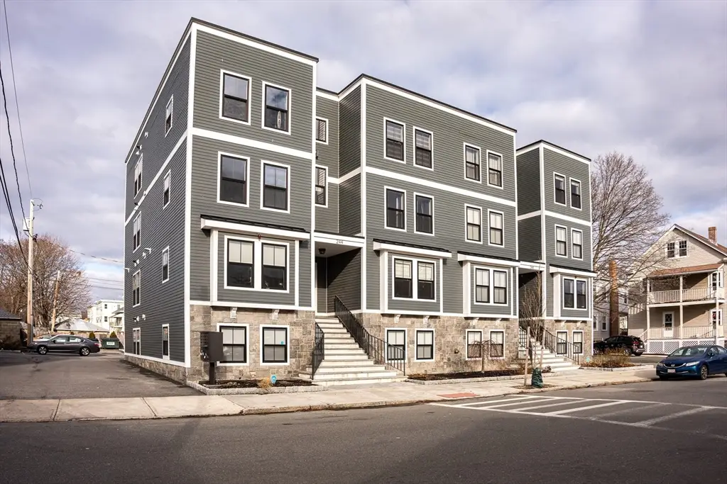 244 Central Ave #5, Medford, MA 02155 - Image #1