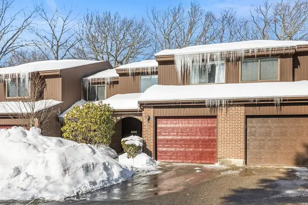 23 Tamarack Ln #23, Peabody, MA 01960