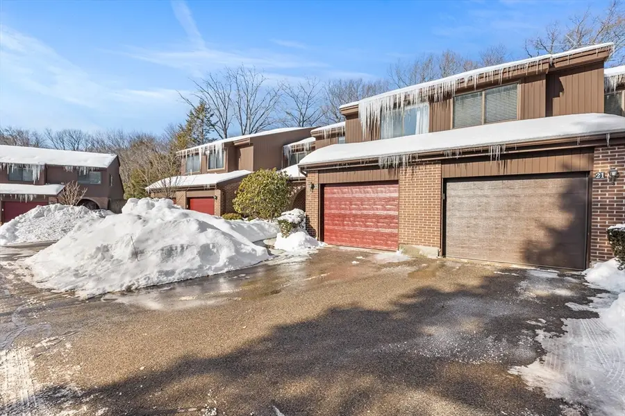 23 Tamarack Ln #23, Peabody, MA 01960 - Image #3